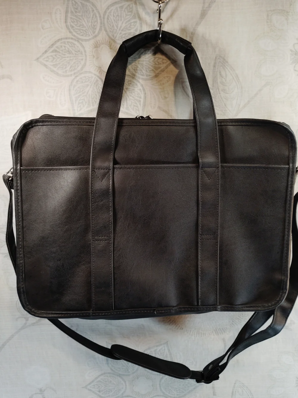 Leeds Black Leather Laptop/Messenger /Briefcase - Professional Men’s Bag